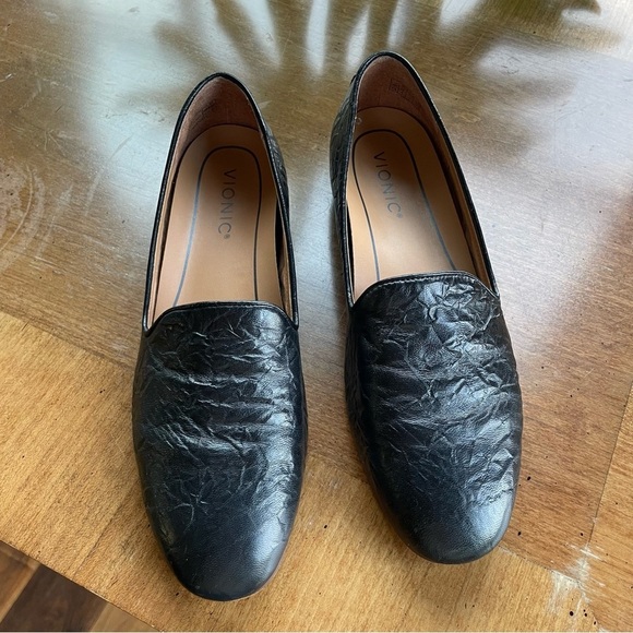 Vionic Willa II Black Leather Comfort Flats size 7.5 - Picture 10 of 10